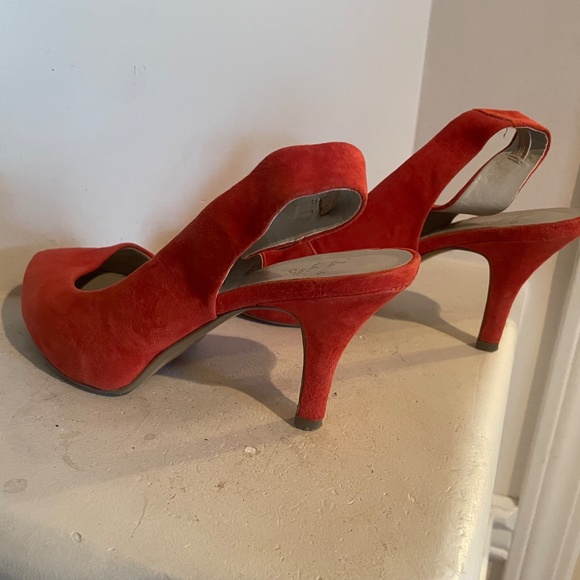 2 pairs women’s shoes - Picture 8 of 10